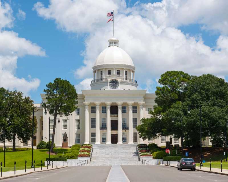 the Alabama State Capitol - jigsaw puzzle