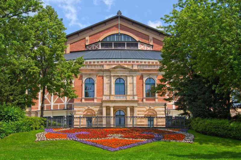 the Bayreuth Festival Theatre - jigsaw puzzle