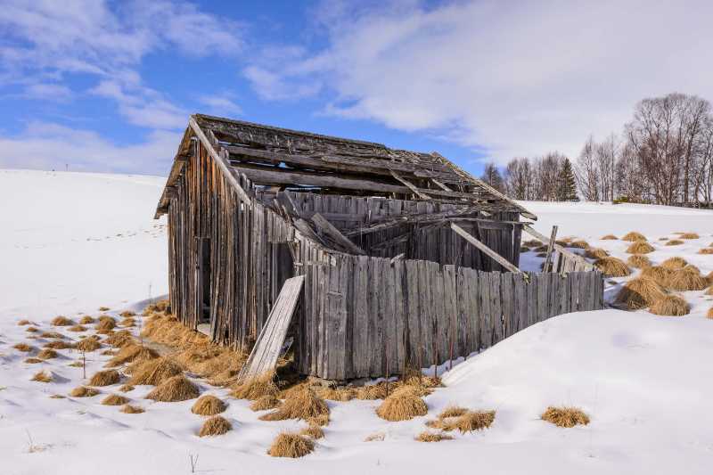 Abandoned barn - jigsaw puzzle