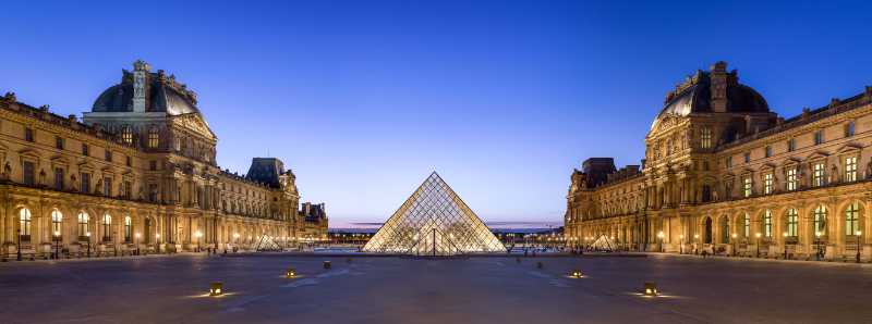 Louvre Courtyard - jigsaw puzzle