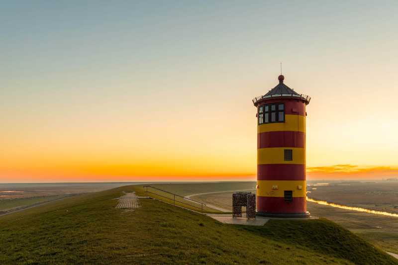 Pilsum lighthouse - jigsaw puzzle