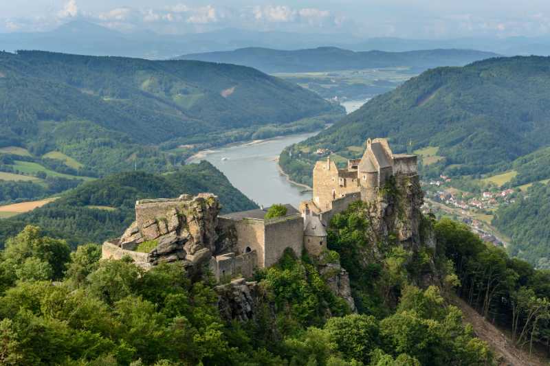 Castle ruins of Aggstein - jigsaw puzzle