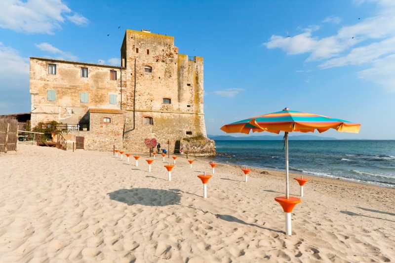 XVI century tuscan coastal tower - jigsaw puzzle