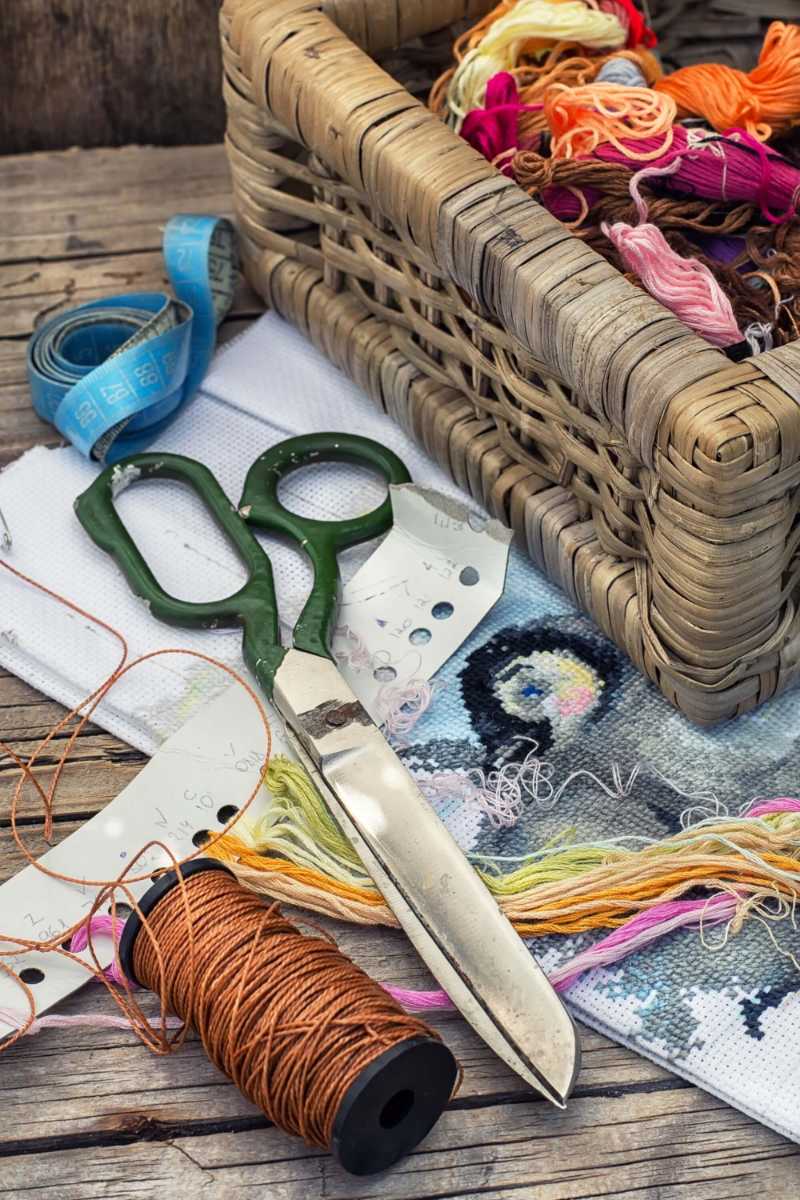 Colored threads and tools for embroidery