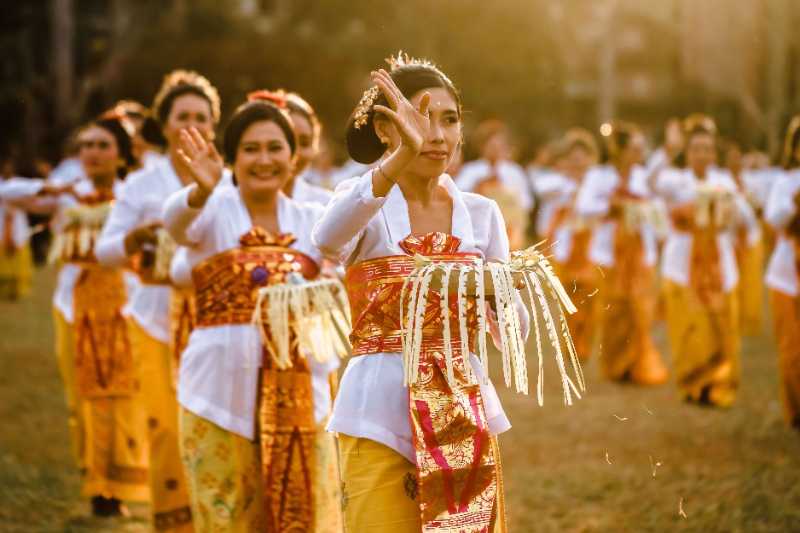 dance balinese traditional women - jigsaw puzzle