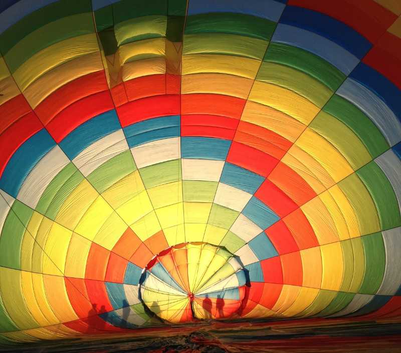 hot air balloon fly colorful - jigsaw puzzle