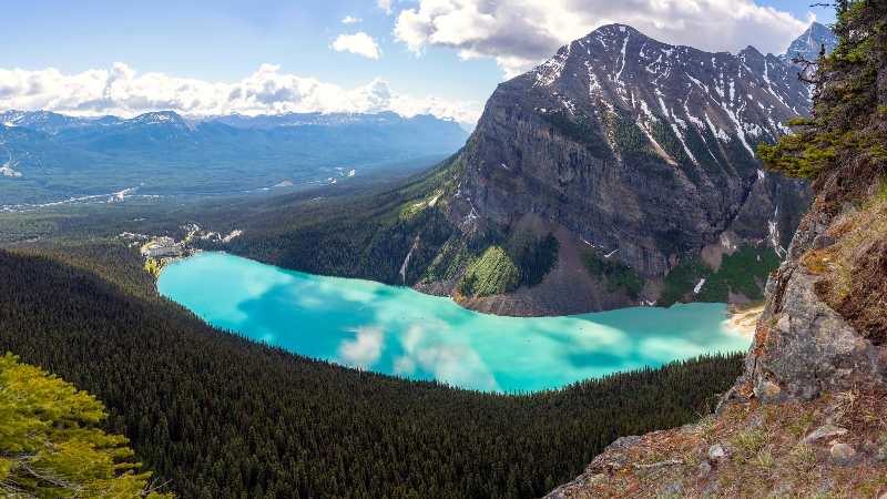 lake louise canada - jigsaw puzzle