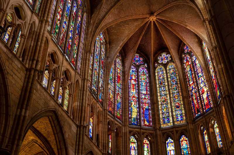 Leon Cathedral stained glass windows