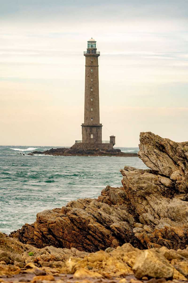 lighthouse island sea tower ocean - jigsaw puzzle