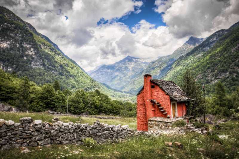 mountains clouds cottage cabin - jigsaw puzzle