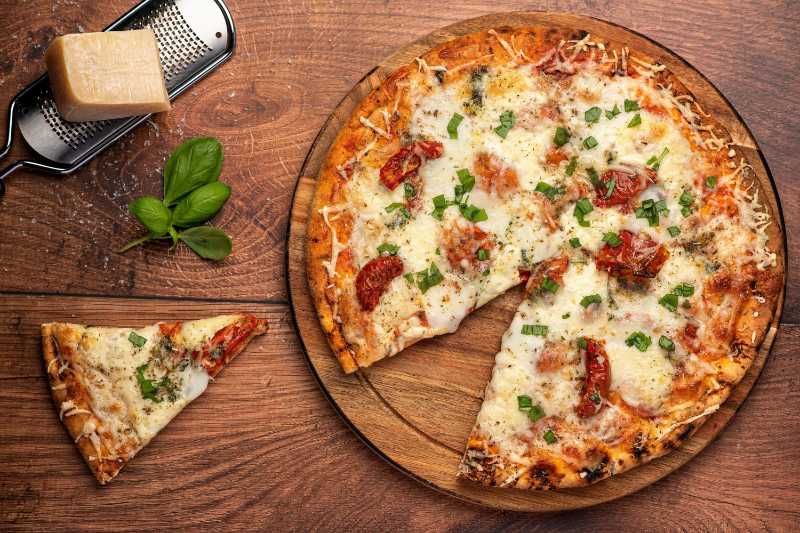 pizza with cheese mozzarella parmesan tomato basil - jigsaw puzzle