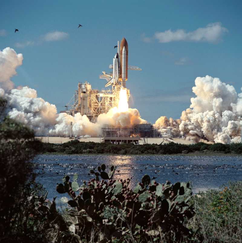 Atlantis Begins 13th Space Trip - jigsaw puzzle