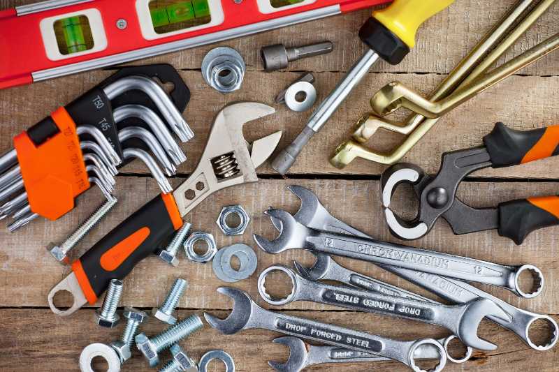Tools for working with equipment