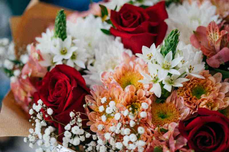 close up photo of assorted flowers - jigsaw puzzle